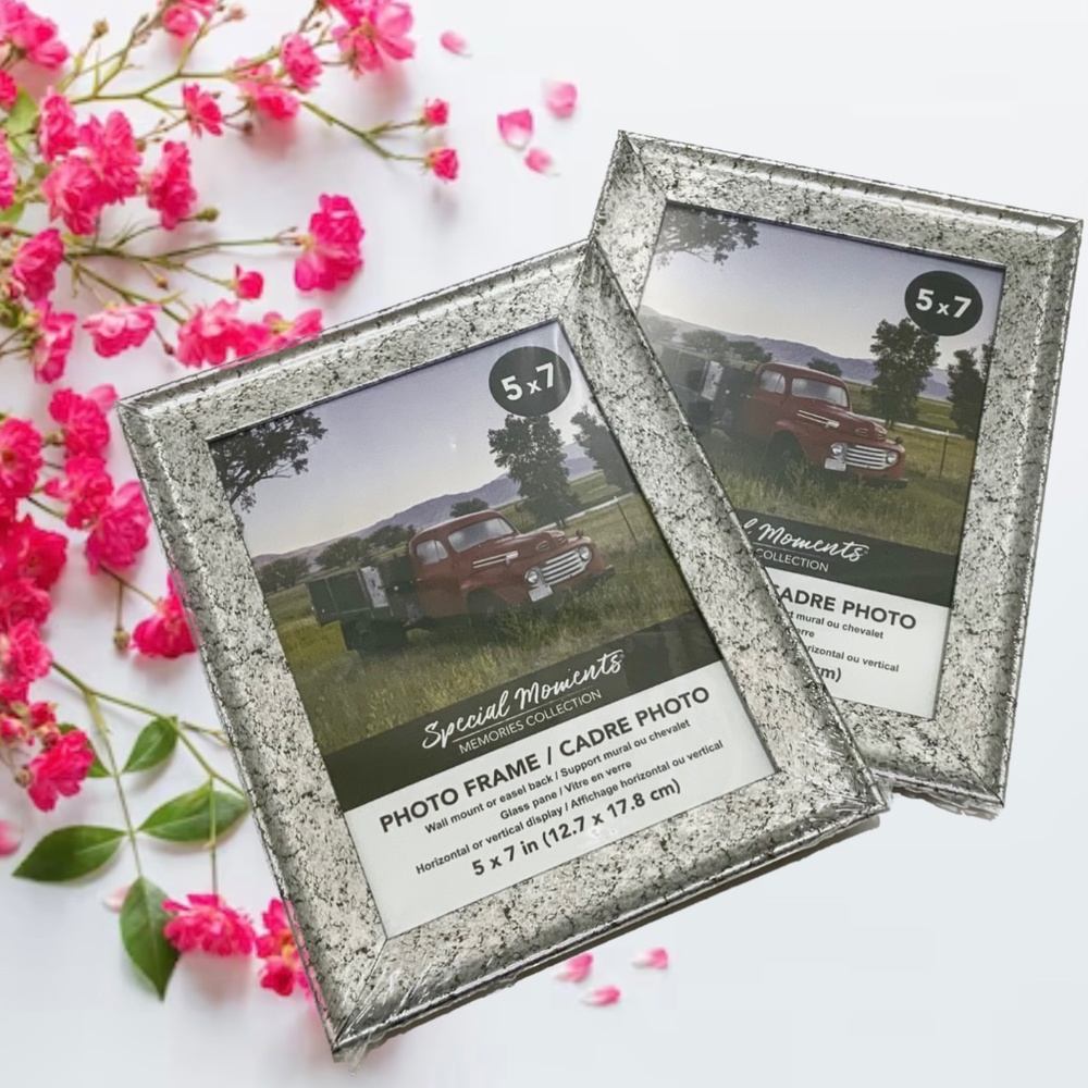 Set of 2 Picture Frames Silver Photo Frame Poster Frame Gift Home Decor 5 x 7 in